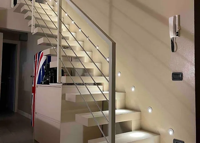 With 3 Terraces At Ponte Vecchio Apartment *