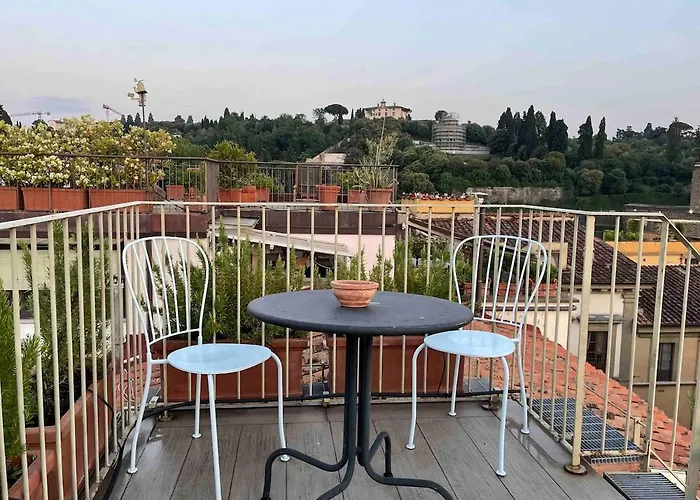 With 3 Terraces At Ponte Vecchio Apartment