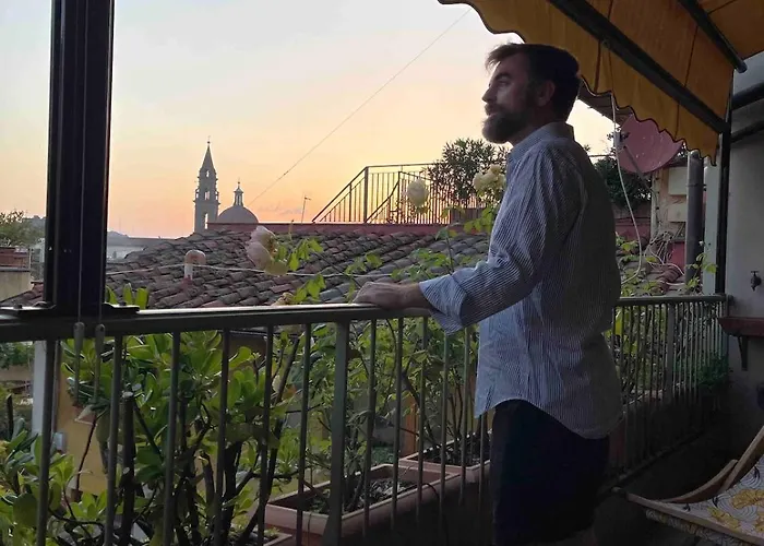 With 3 Terraces At Ponte Vecchio * Florenz