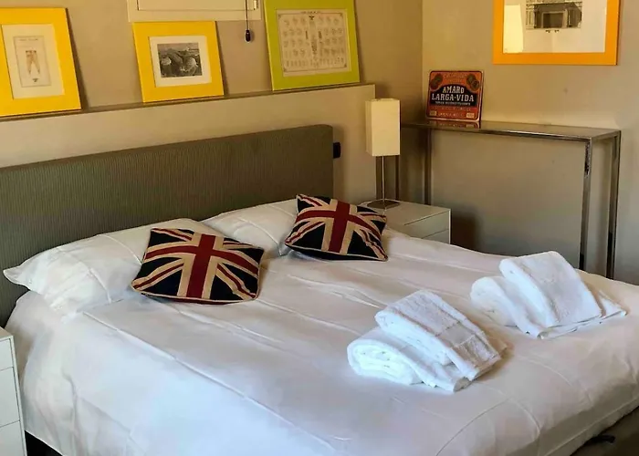 Apartment With 3 Terraces At Ponte Vecchio *