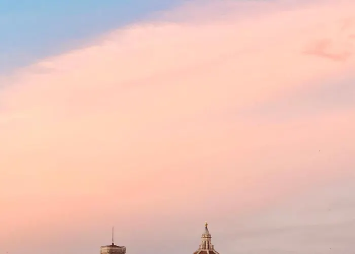 With 3 Terraces At Ponte Vecchio * Florenz