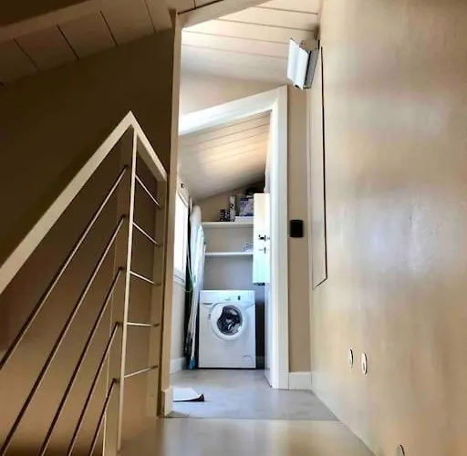 Apartment With 3 Terraces At Ponte Vecchio