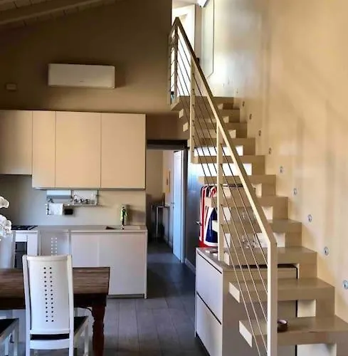 With 3 Terraces At Ponte Vecchio * Florenz