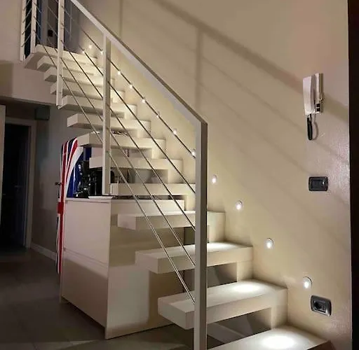 Apartment With 3 Terraces At Ponte Vecchio *