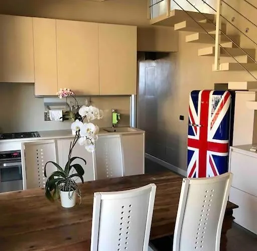 With 3 Terraces At Ponte Vecchio Apartment Florenz