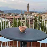 With 3 Terraces At Ponte Vecchio Διαμέρισμα Φλωρεντία