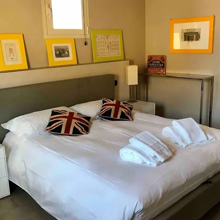 Lejlighed With 3 Terraces At Ponte Vecchio *
